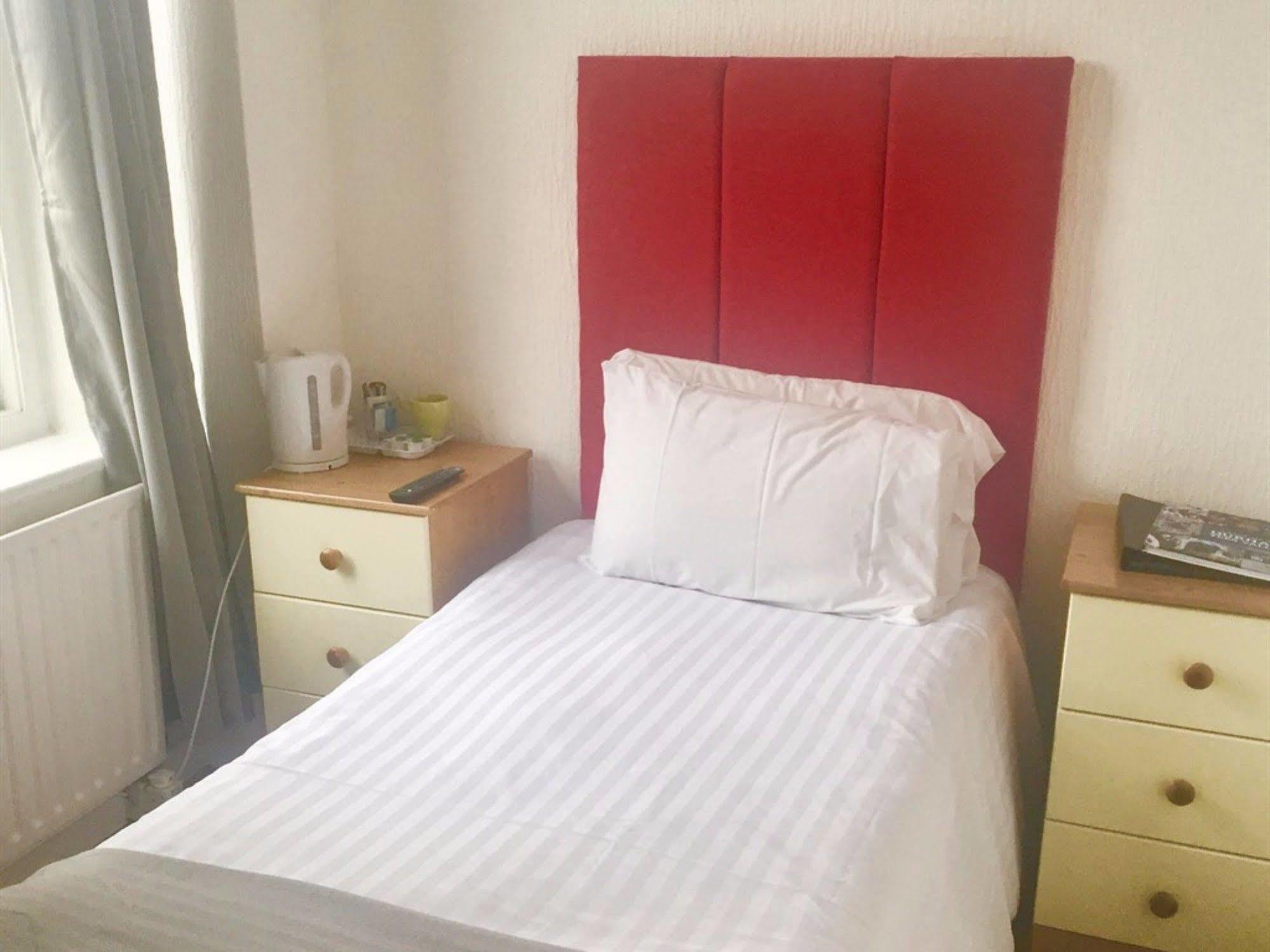 Guest house Trinity 3*